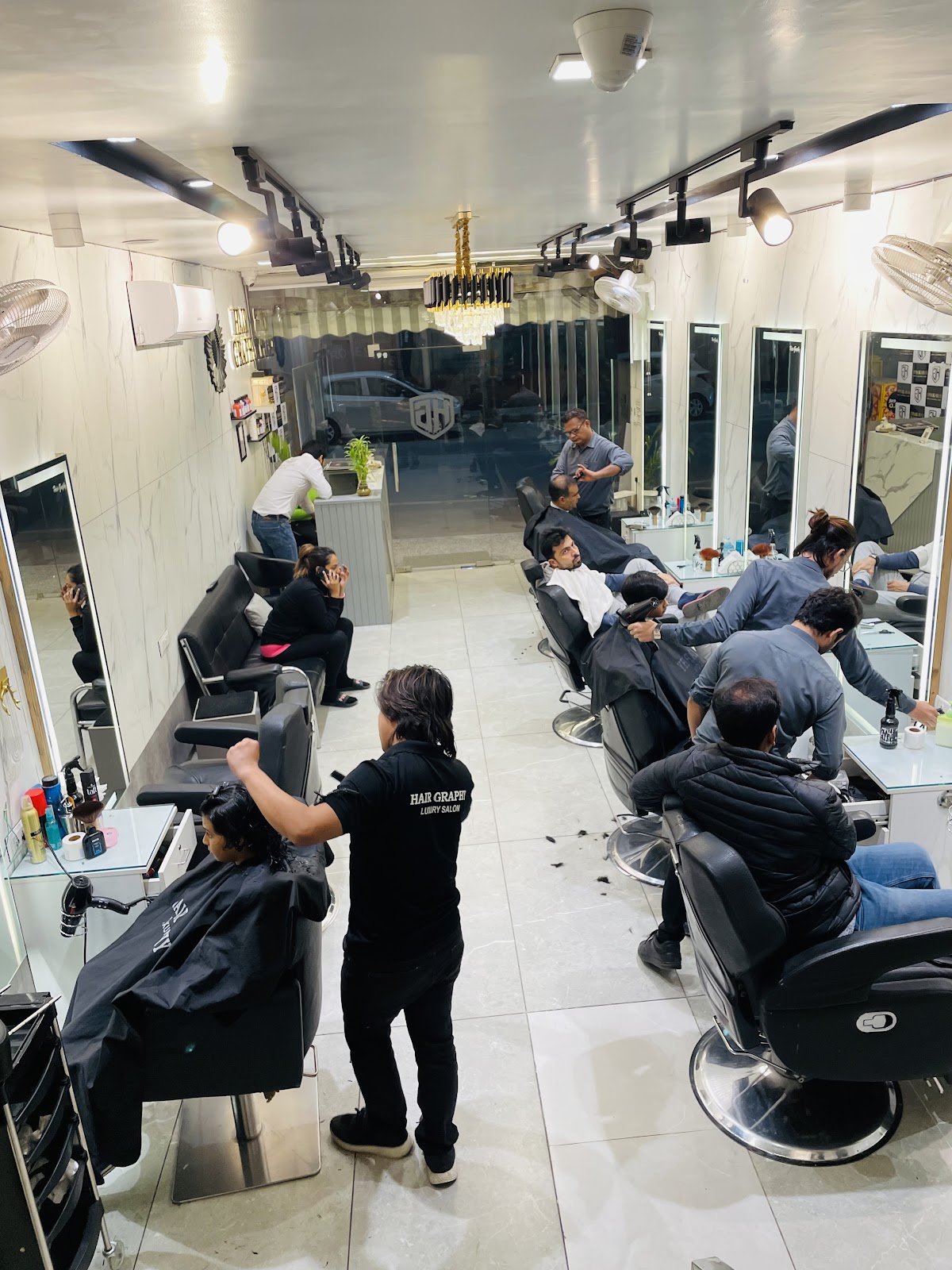 Hair graphy salon